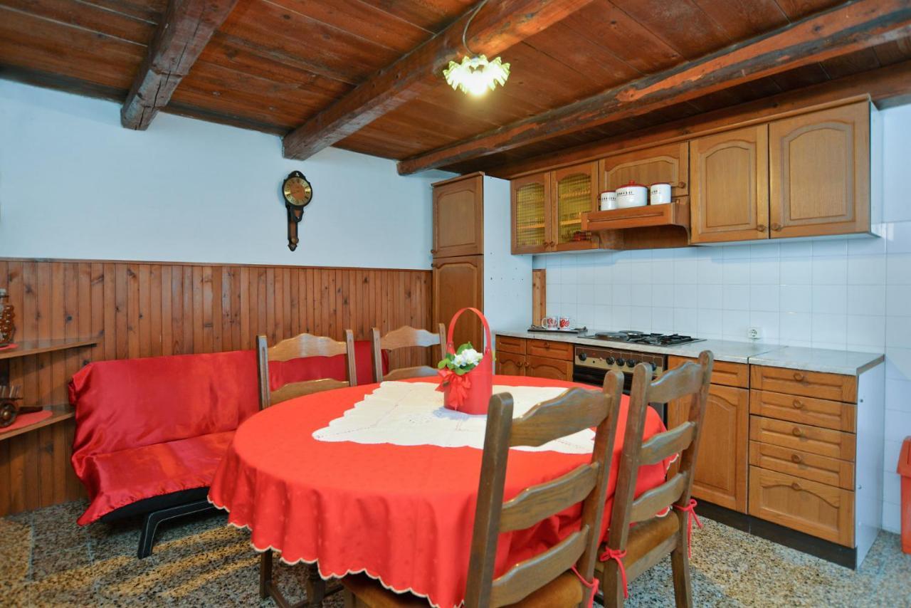 Vila House Monteci 1378 Galižana Exteriér fotografie